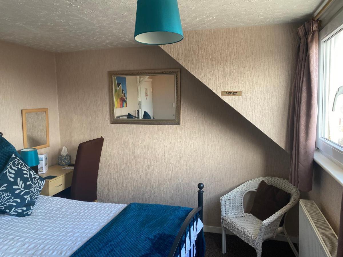 מייבלת'ורפ White Heather Guest House מראה חיצוני תמונה