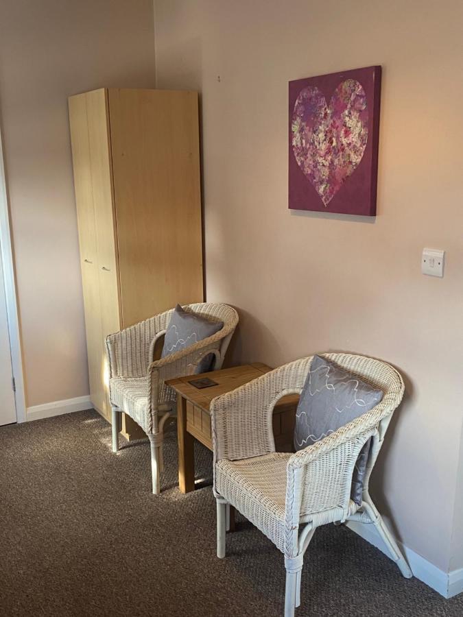 מייבלת'ורפ White Heather Guest House מראה חיצוני תמונה