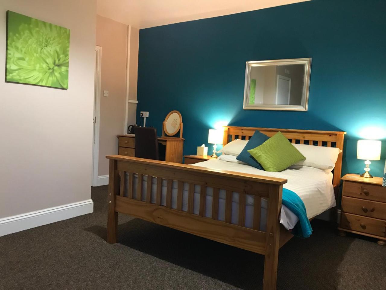 מייבלת'ורפ White Heather Guest House מראה חיצוני תמונה